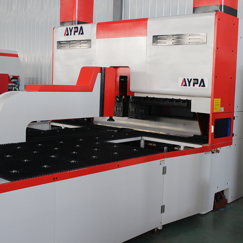 2500mm Automatic Panel Bending Machine