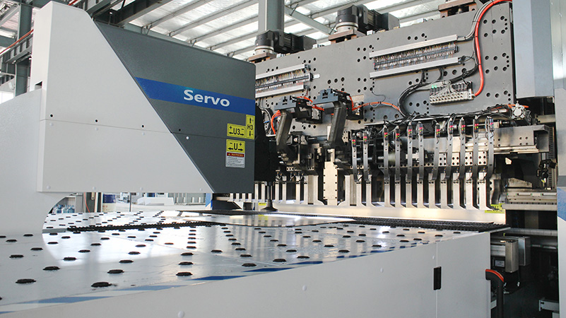 High Tech Automatic Panel Bender with Auto Tool Changer